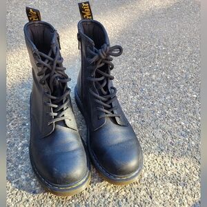 Doc Martens Classic Black Boot